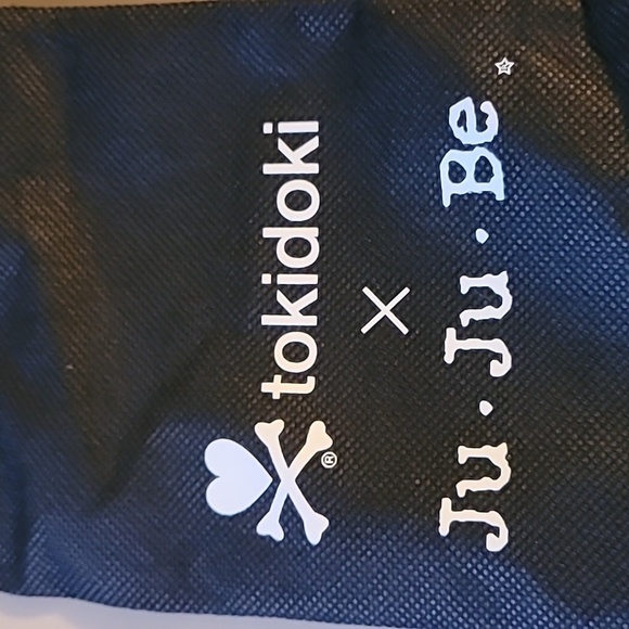 Ju-Ju-Be Tokidoki x Paci Pod - Donutella's Sweet Shop - Picture 6 of 6